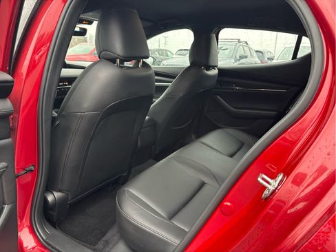 Used 2019 MAZDA MAZDA3 Hatchback image 5