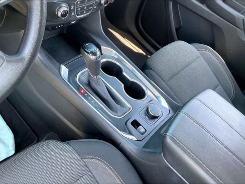 Used 2020 Chevrolet Traverse LS image 16