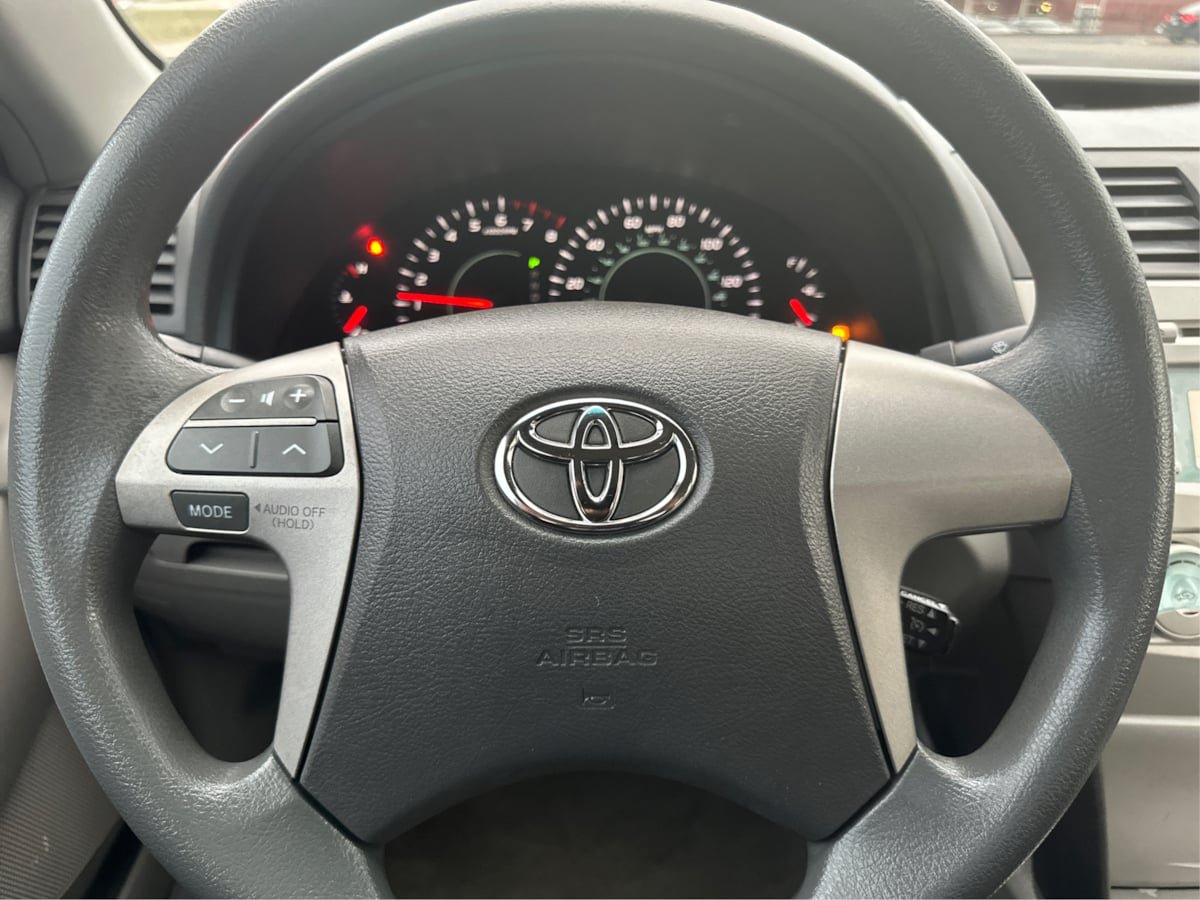 Used 2008 Toyota Camry FWD image 18