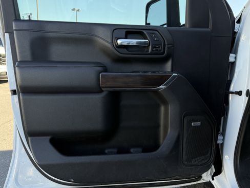 Used 2020 GMC Sierra 2500 SLT w/ SLT Premium Plus Package image 22