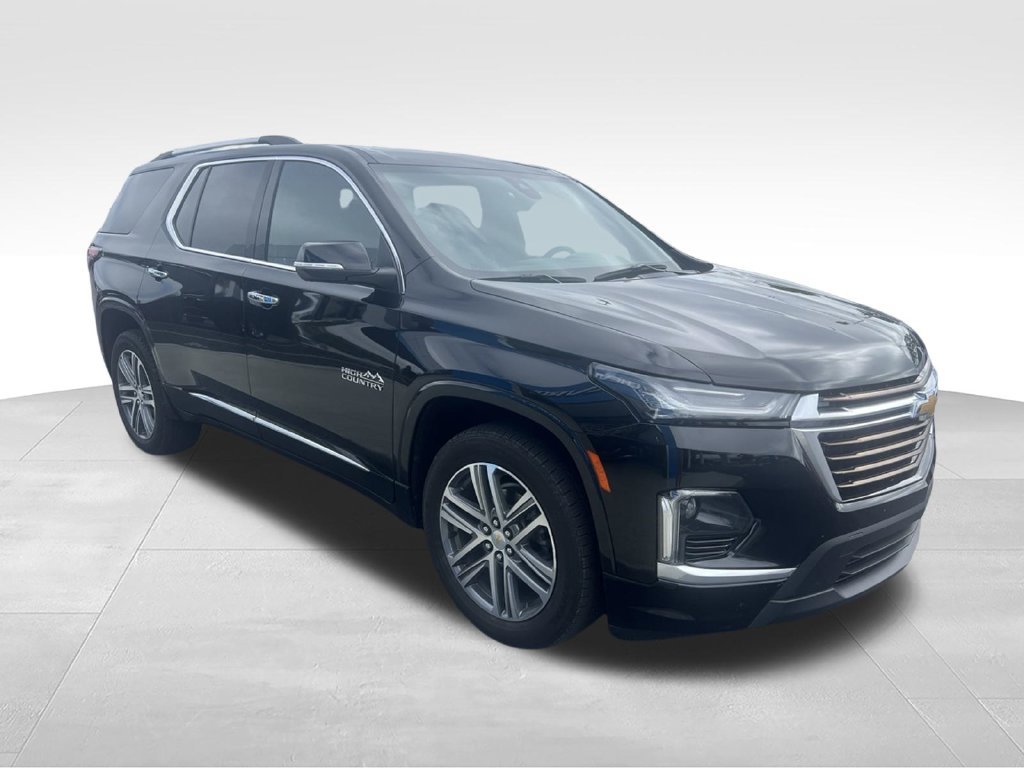 Used 2023 Chevrolet Traverse High Country FWD image 17
