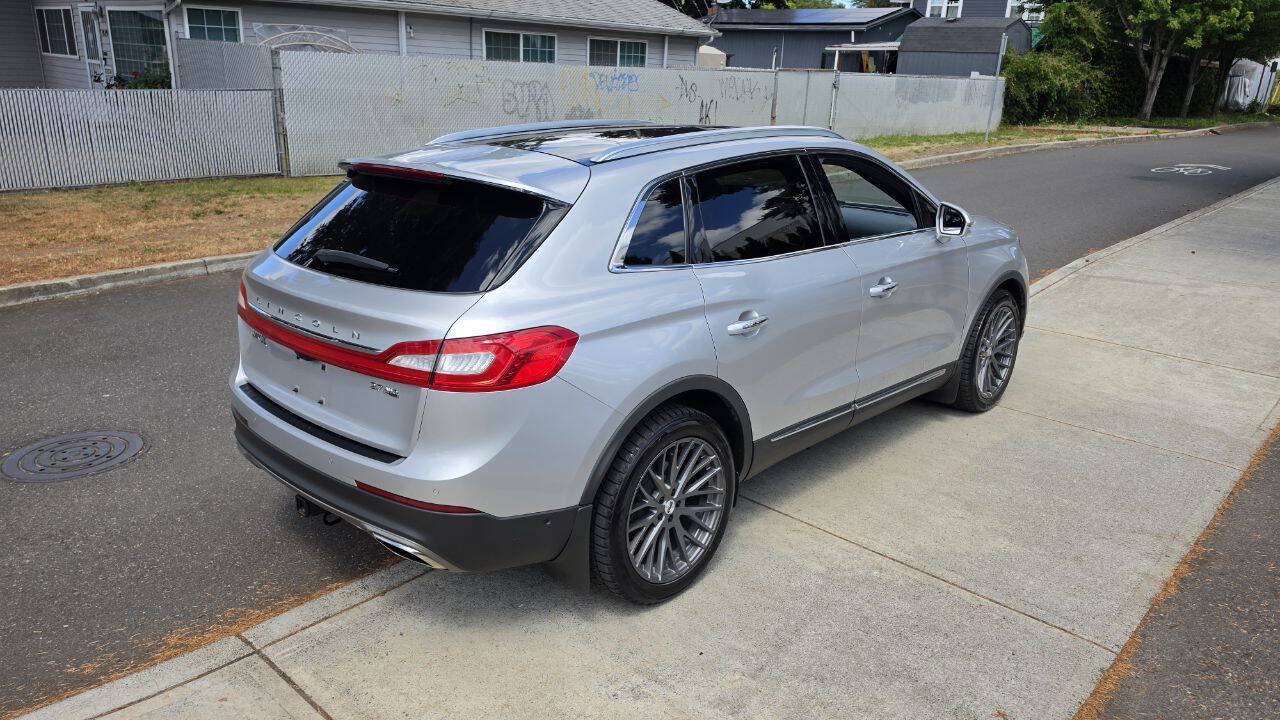 Used 2016 Lincoln MKX Reserve w/ Luxury Package AWD/4WD image 5
