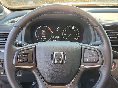 Used 2024 Honda Ridgeline Sport+ image 18