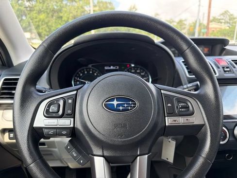 Used 2018 Subaru Forester 2.5i Premium AWD/4WD image 11