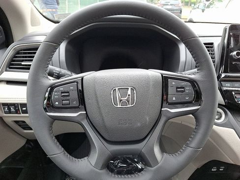 New 2026 Honda Odyssey EX-L image 17