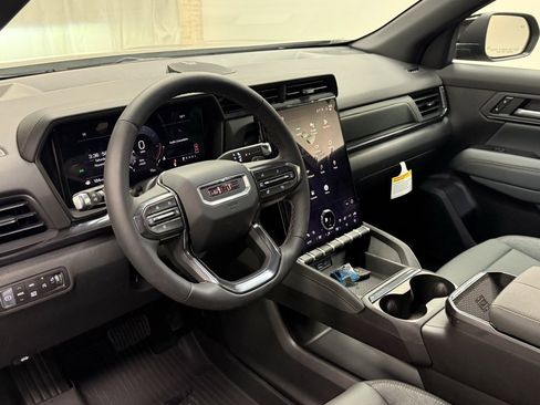 New 2026 GMC Terrain AT4 w/ Convenience Package III image 27