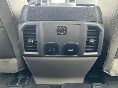 Used 2018 Ford F150 XLT w/ Equipment Group 302A Luxury AWD/4WD image 28