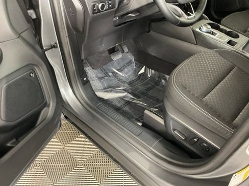 Used 2025 Ford Escape Active w/ Active Premium Tech Pack image 15