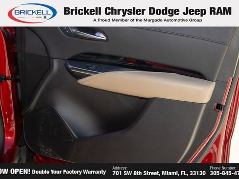 Used 2024 Cadillac XT4 Luxury FWD image 12