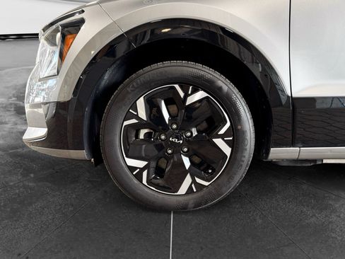 Used 2024 Kia Niro Wind FWD image 31