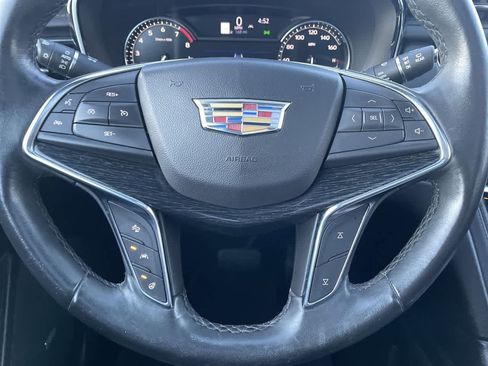 Used 2020 Cadillac XT5 Premium Luxury image 10