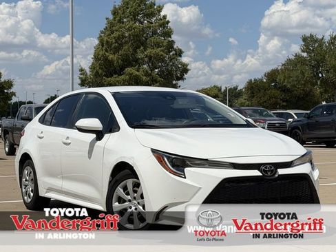 Used 2020 Toyota Corolla LE FWD image 1