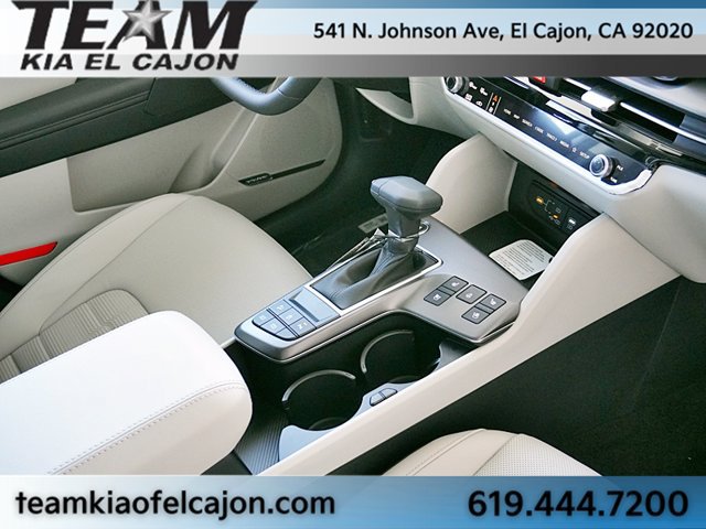 New 2026 Kia Sportage SX AWD/4WD image 13
