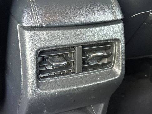 Used 2022 Ford Edge SEL AWD/4WD image 14