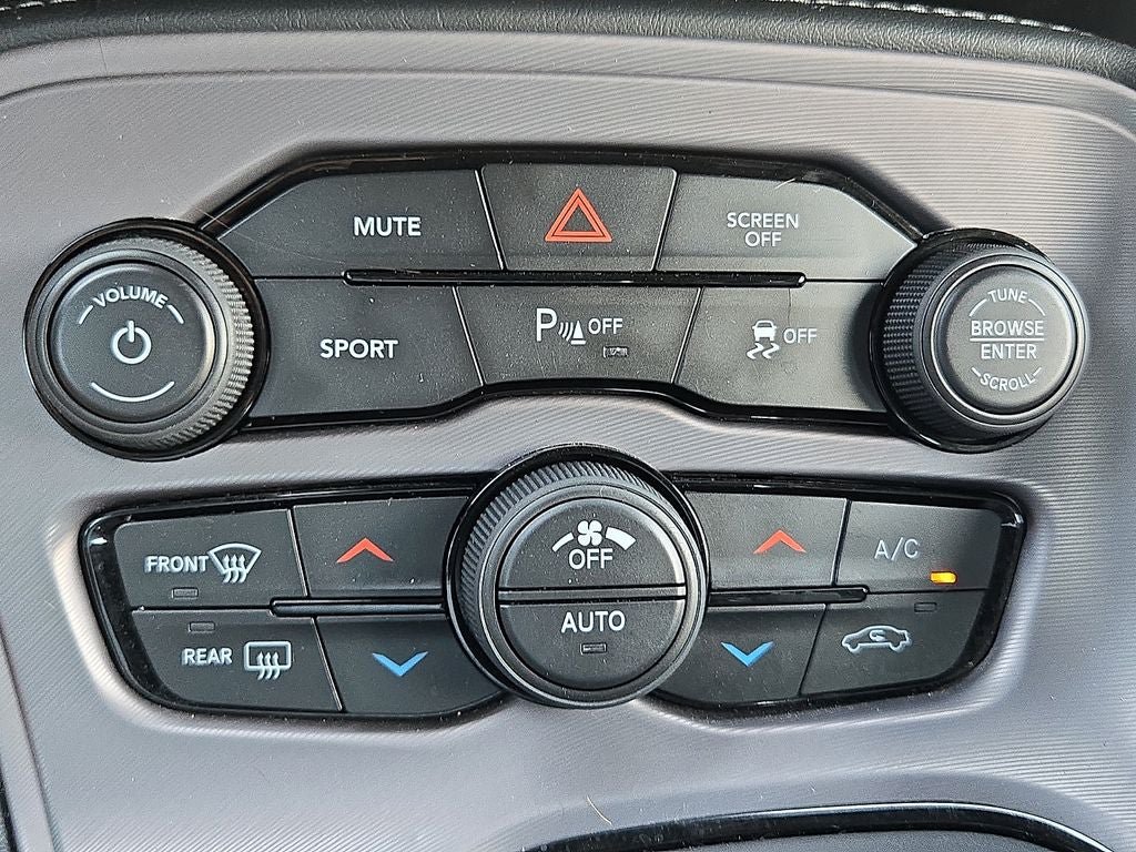 Used 2023 Dodge Challenger SXT w/ Plus Package RWD image 15