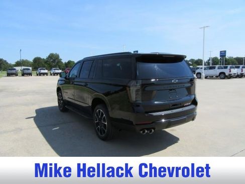 New 2026 Chevrolet Suburban RST w/ Comfort Package AWD/4WD image 5