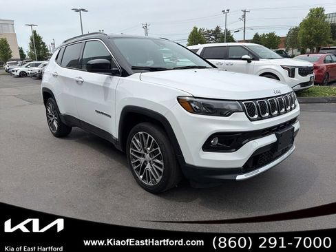 Used 2023 Jeep Compass Limited w/ Elite Group AWD/4WD image 5
