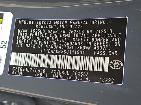 Used 2025 Toyota Camry SE image 41