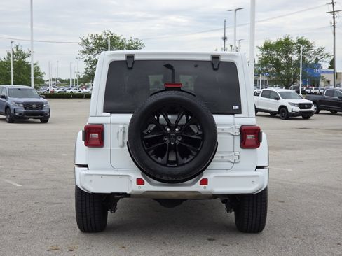 Used 2021 Jeep Wrangler Unlimited Sahara AWD/4WD image 14