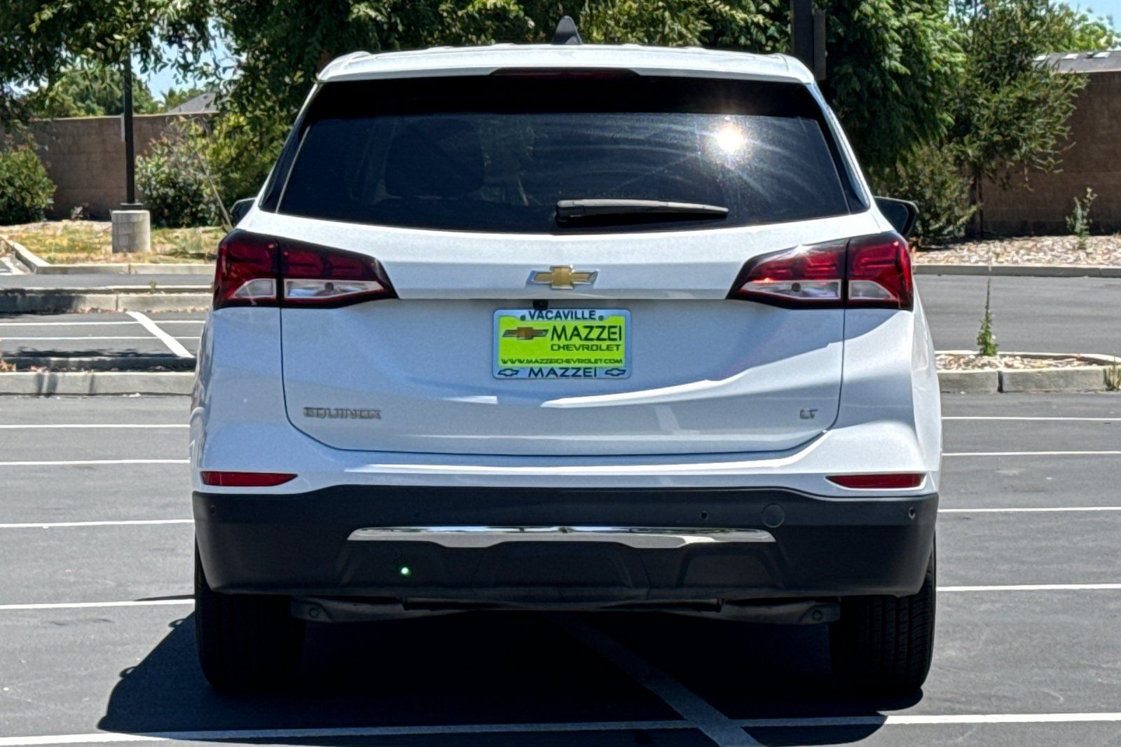 Used 2024 Chevrolet Equinox LT FWD image 11