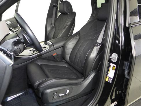 Certified 2024 BMW X5 sDrive40i w/ M Sport Package RWD image 22