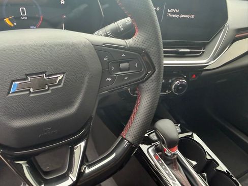 New 2026 Chevrolet Trax RS w/ Sunroof Package image 24