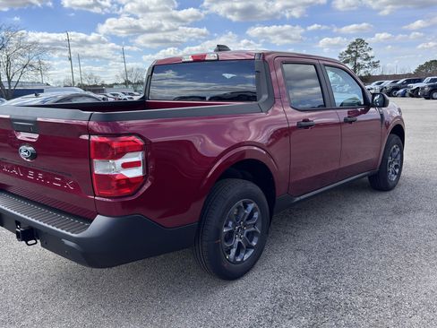 New 2026 Ford Maverick XLT image 3