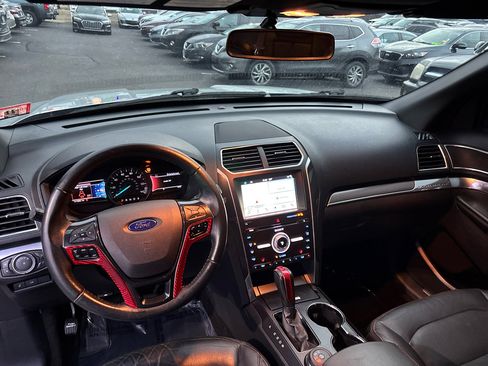 Used 2017 Ford Explorer Sport image 26