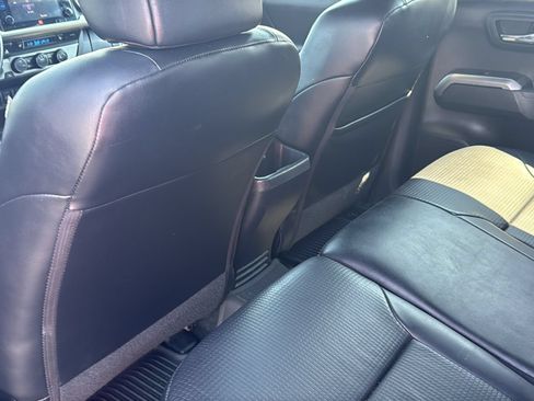 Used 2019 Toyota Tacoma Limited AWD/4WD image 21
