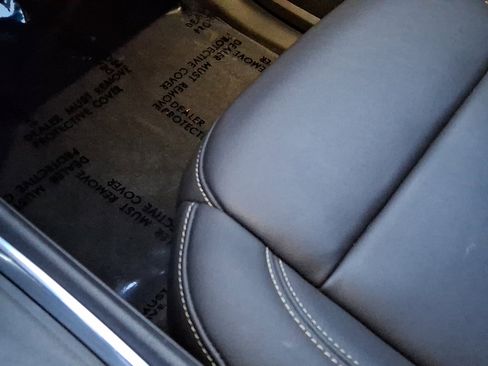 Certified 2023 Chevrolet Traverse LT image 26