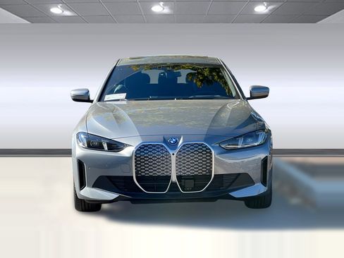 Used 2025 BMW i4 eDrive40 w/ Premium Package RWD image 5