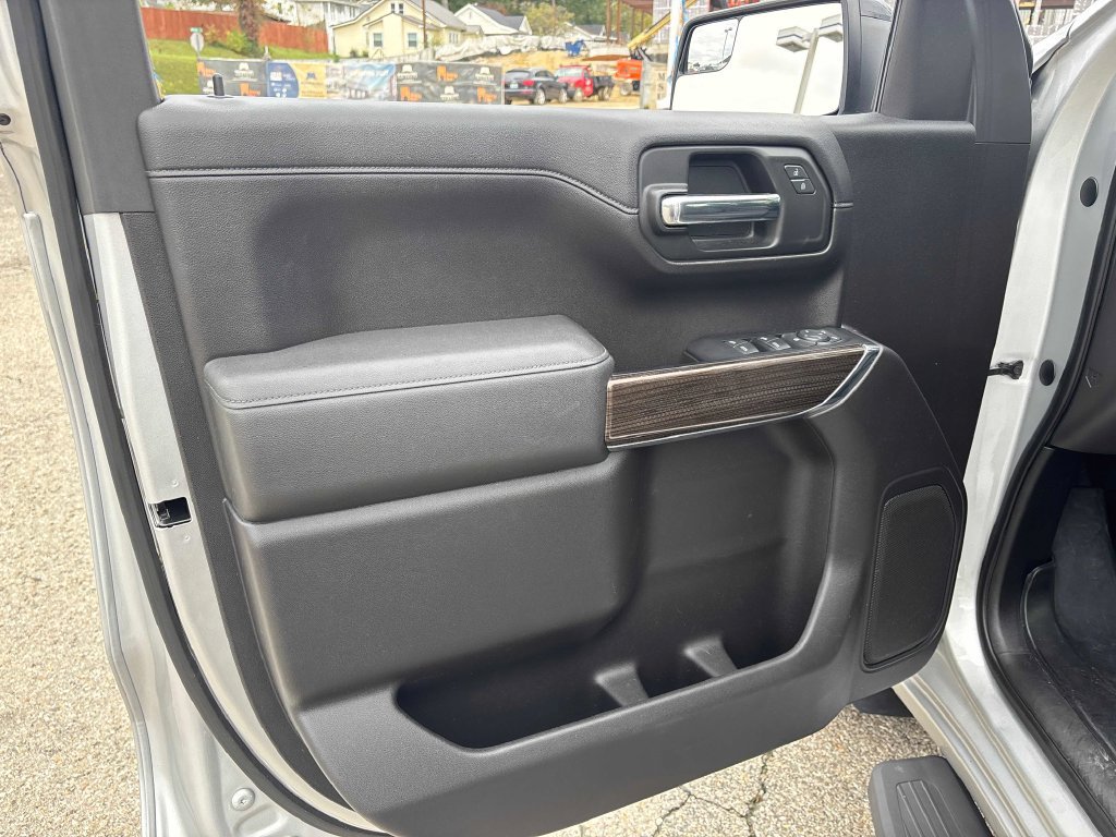 Used 2019 Chevrolet Silverado 1500 RST w/ All-Star Edition AWD/4WD image 9