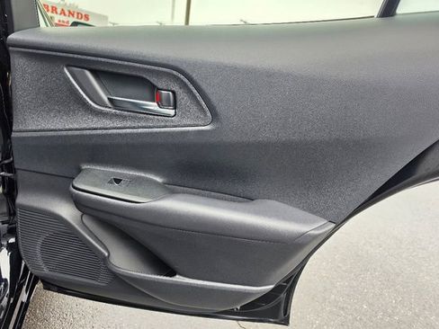 Used 2024 Toyota Prius Prime Premium image 16