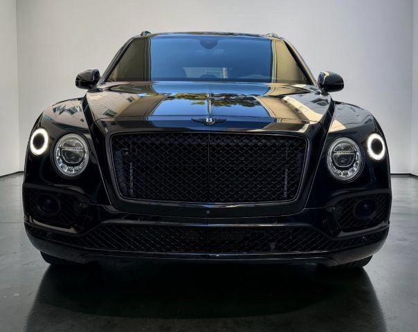 Used 2017 Bentley Bentayga AWD/4WD image 9
