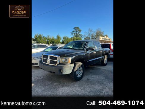 Used 2005 Dodge Dakota SLT image 1