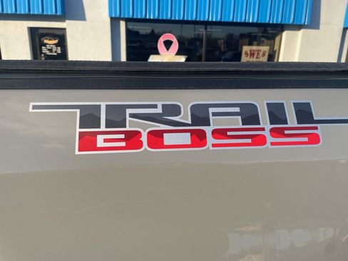 Used 2024 Chevrolet Silverado 1500 LT Trail Boss w/ Convenience Package II image 30