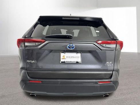 Used 2023 Toyota RAV4 XLE Premium image 33