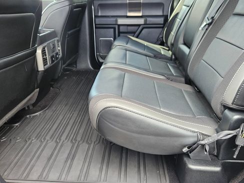 Used 2019 Ford F150 Raptor w/ Equipment Group 802A Luxury AWD/4WD image 25