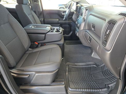 Used 2025 Chevrolet Silverado 1500 Custom w/ Turbomax Blackout Package image 27