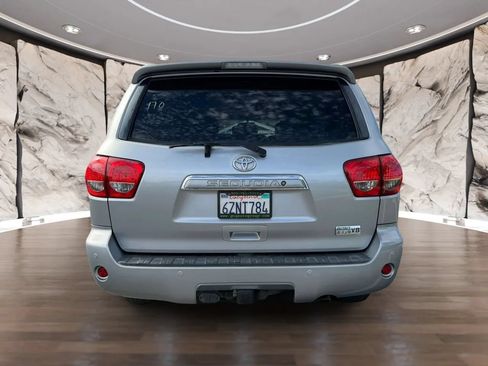 Used 2013 Toyota Sequoia Platinum RWD image 7