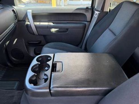 Used 2010 GMC Sierra 1500 SLE w/ Power Pack Plus image 10