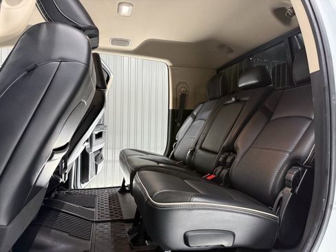 Used 2022 RAM 3500 Laramie image 24