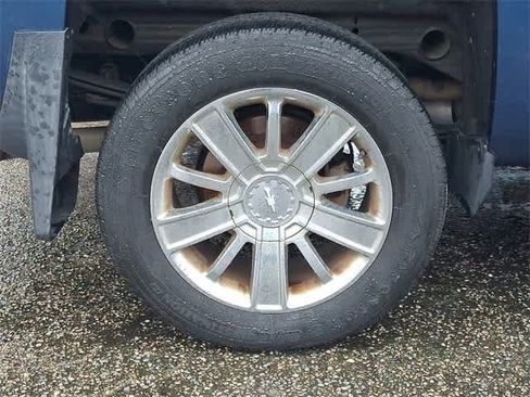 Used 2015 Chevrolet Silverado 1500 High Country w/ High Country Premium Package image 6