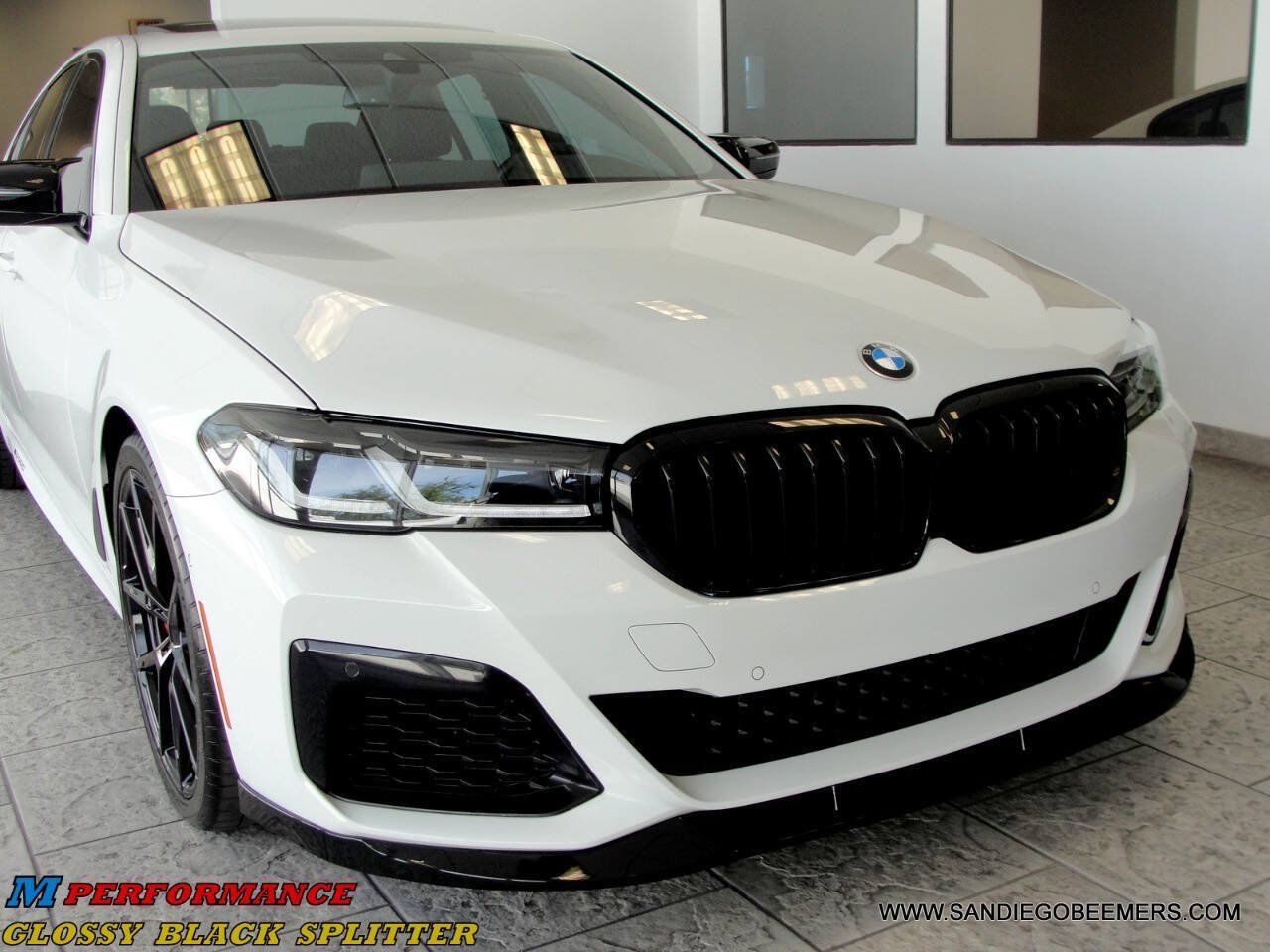 Used 2023 BMW 540i w/ M Sport Package RWD image 9