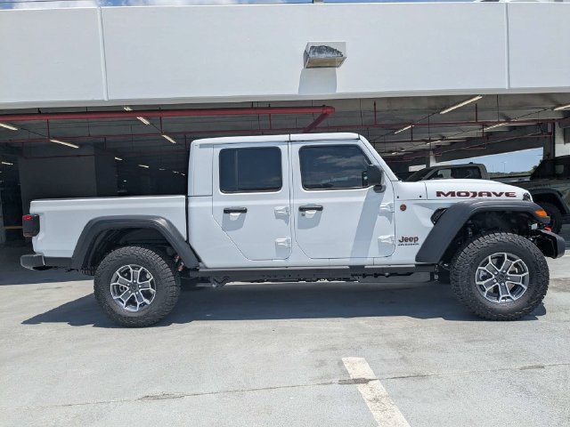 New 2026 Jeep Gladiator Mojave AWD/4WD image 3