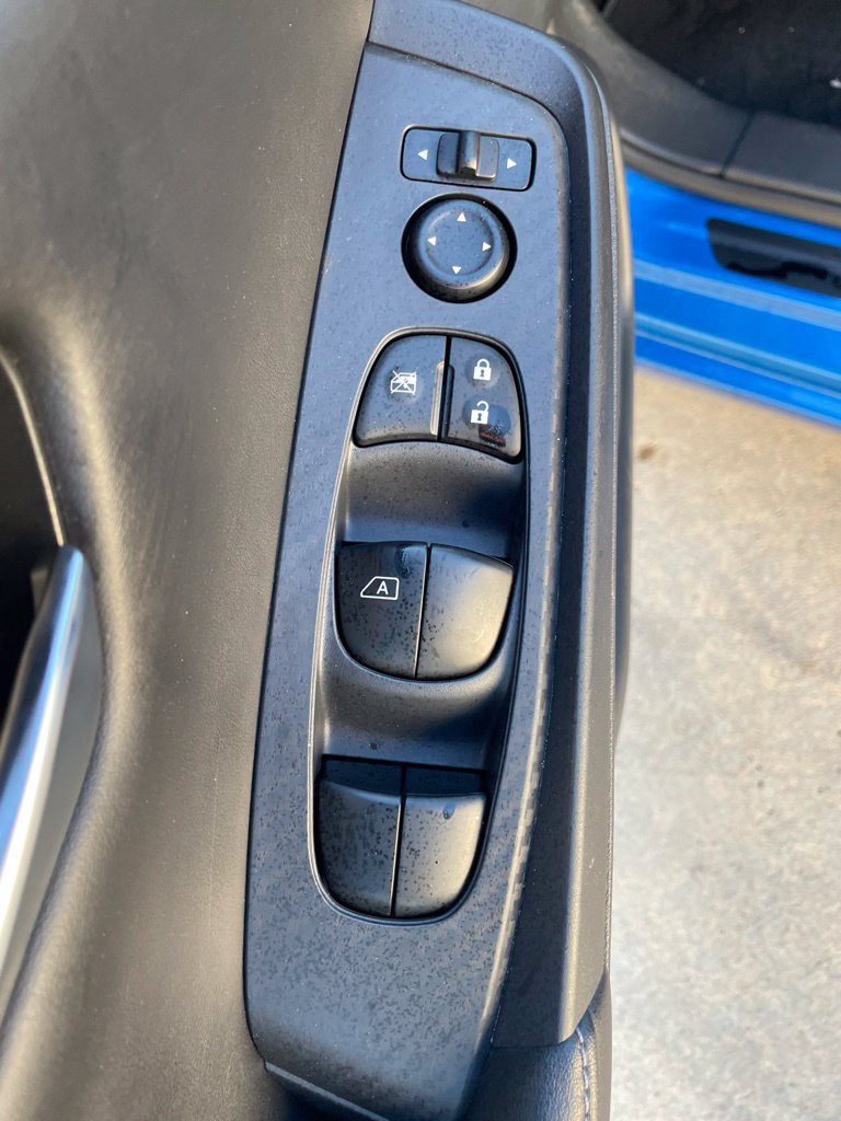 Used 2024 Nissan Sentra SV FWD image 16