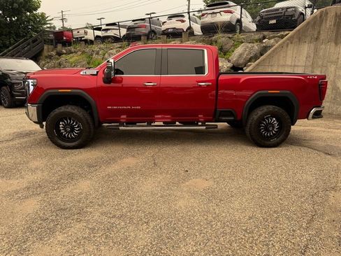 Used 2025 GMC Sierra 2500 SLT w/ SLT Premium Package AWD/4WD image 34