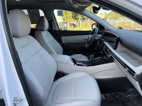 Certified 2025 Hyundai Tucson SEL image 42