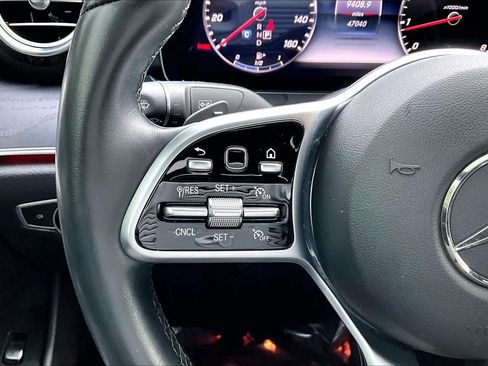Used 2020 Mercedes-Benz E 350 Sedan image 23