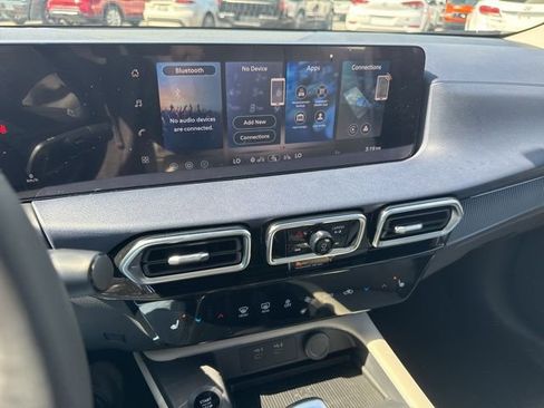 New 2026 Nissan Sentra SL w/ Floor Mat Package FWD image 15